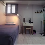 24Guesthouse Sinchon