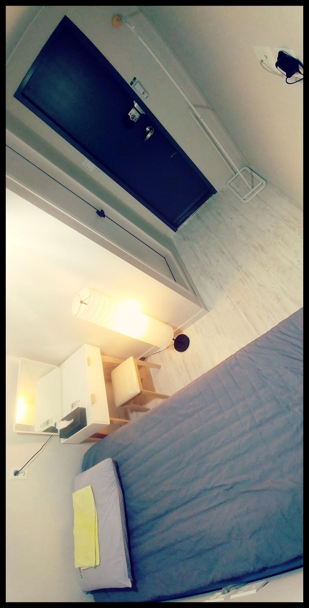 24guesthouse Sinchon Seoul