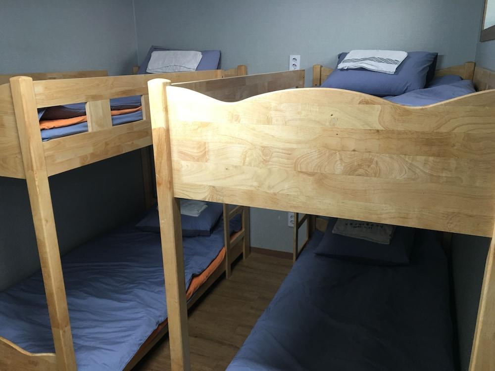 24guesthouse Sinchon Hotel
